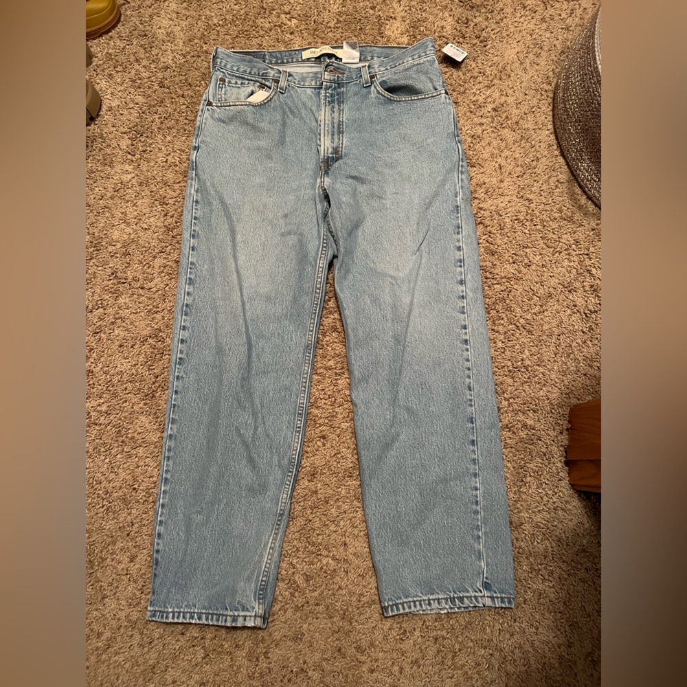 NEW urban outfitters Levi jeans (one of a kind)